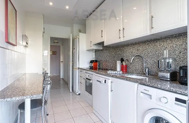 Bells Terres Nice Grand Appartement Vue Mer Et Jardin,Piscine Apartment