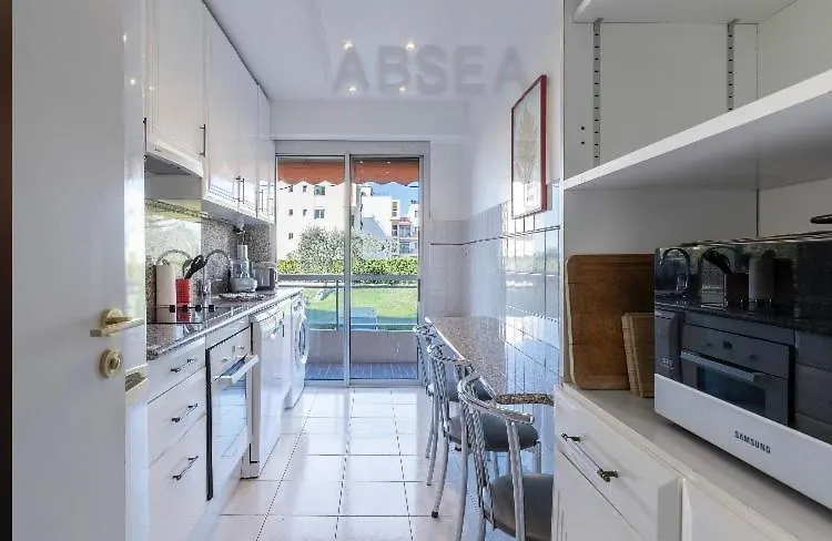 Bells Terres Nice Grand Appartement Vue Mer Et Jardin,Piscine 0*,  France